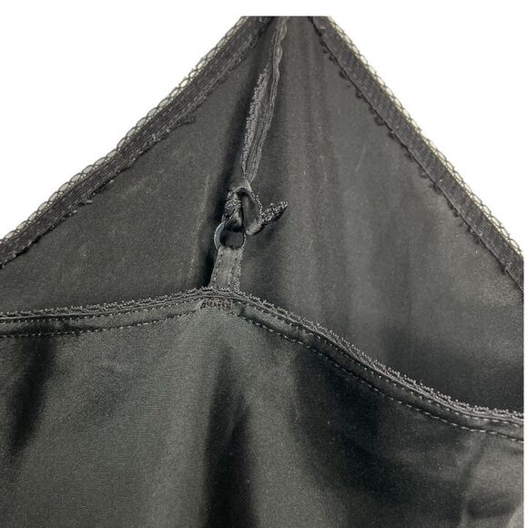 Vintage Full Black Slip as‎ is - Picture 4 of 8